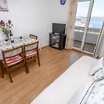 Mirta Apartament Ražanj