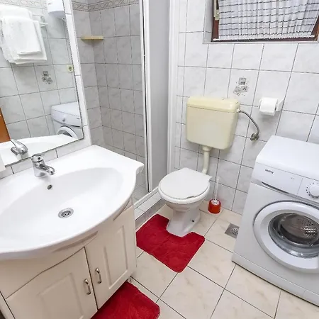 Apartman Mirta *